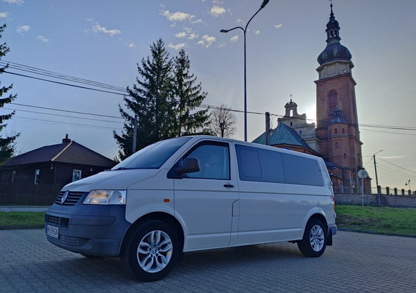 Volkswagen Multivan cena 47900 przebieg: 266895, rok produkcji 2006 z Warszawa małe 742